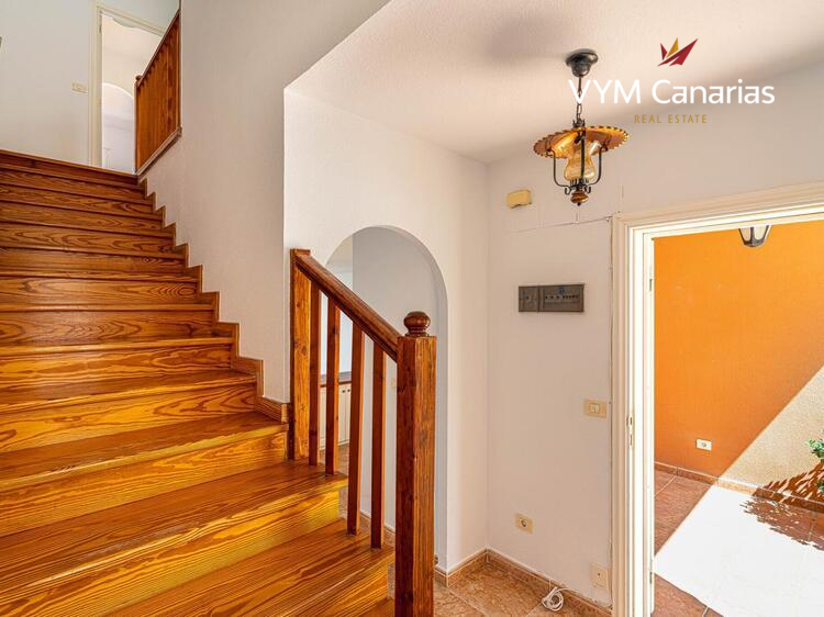 Kamienica Roque del Conde, Torviscas – Roque del Conde, Adeje