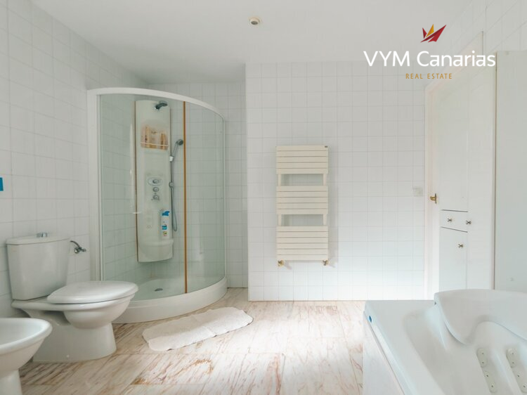 Дом / Вилла L’Albir, Alfaz del Pi