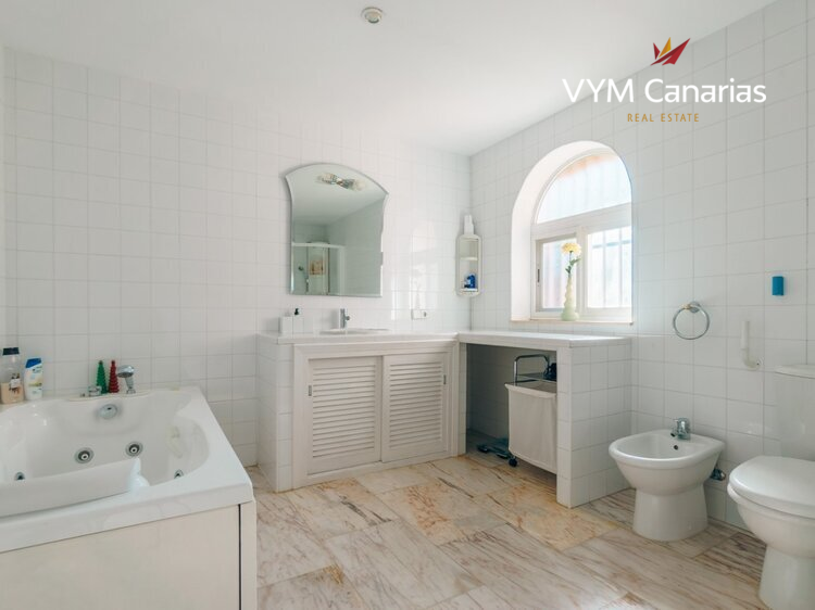 Дом / Вилла L’Albir, Alfaz del Pi