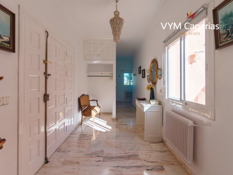 Дом / Вилла L’Albir, Alfaz del Pi