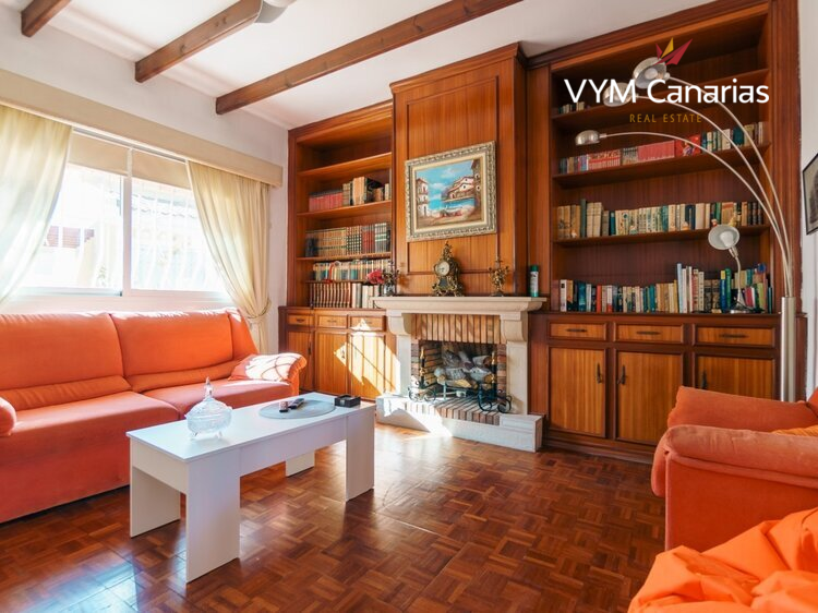 Дом / Вилла L’Albir, Alfaz del Pi