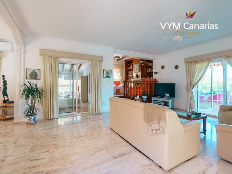 Дом / Вилла L’Albir, Alfaz del Pi