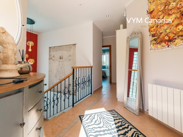 Дом / Вилла L’Albir, Alfaz del Pi