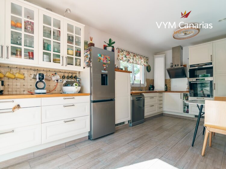 Дом / Вилла L’Albir, Alfaz del Pi