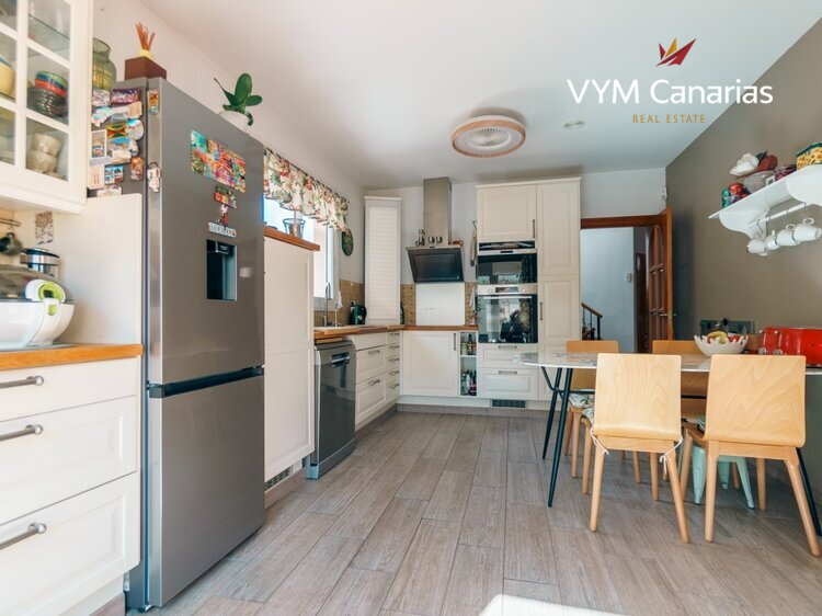 Дом / Вилла L’Albir, Alfaz del Pi