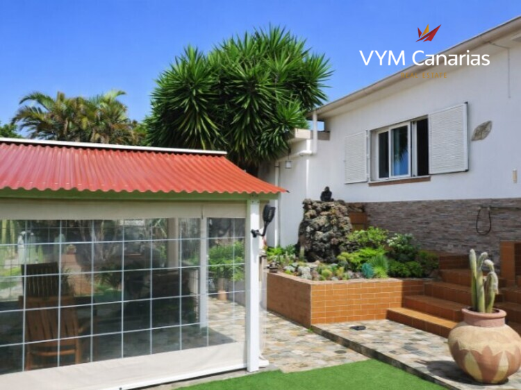 House / Villa Cuesta De La Villa, Santa Ursula