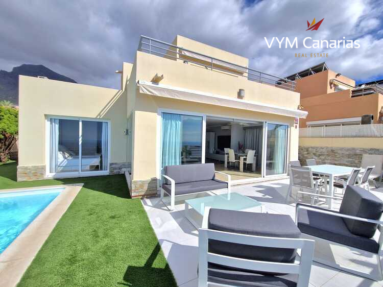 Townhouse Los Girasoles, El Madroñal, Adeje