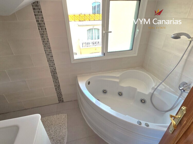 Квартира-Пентхаус Parque Tropical, Los Cristianos, Arona