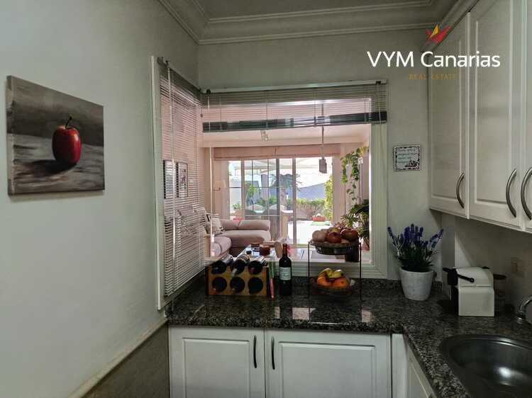 Kamienica Las Lomas, Chayofa, Arona