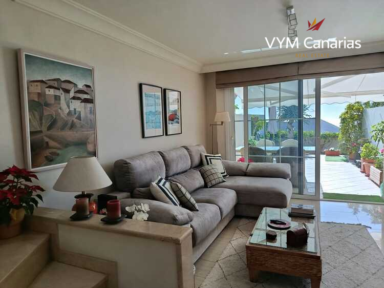 Kamienica Las Lomas, Chayofa, Arona