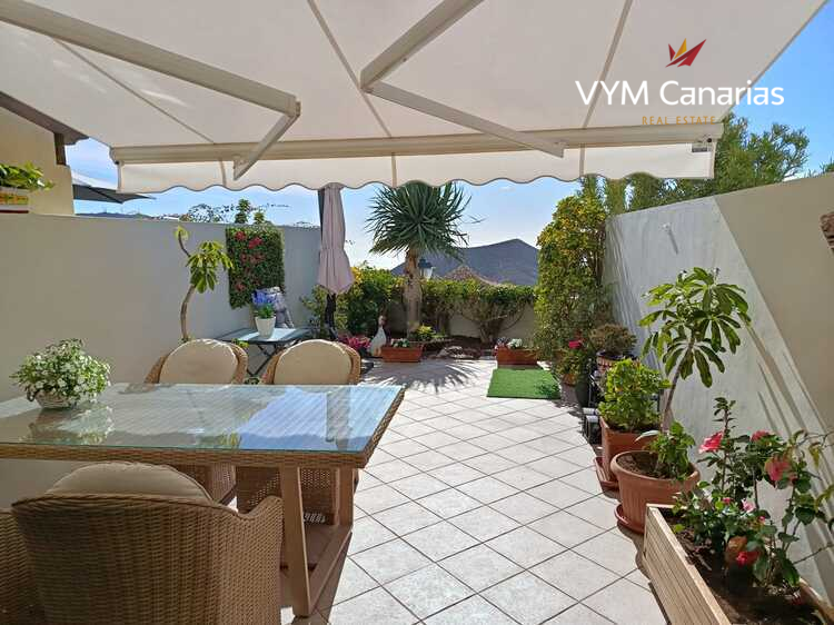 Kamienica Las Lomas, Chayofa, Arona