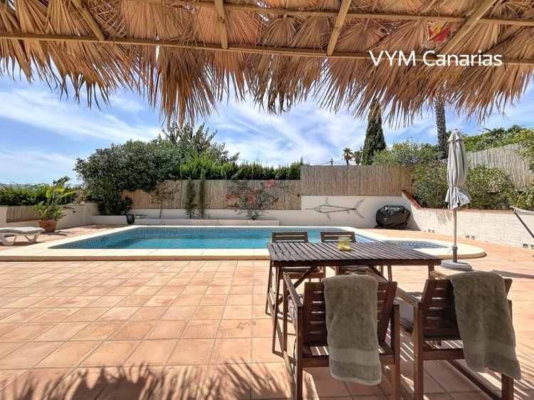 House / Villa La Nucía, La Nucia