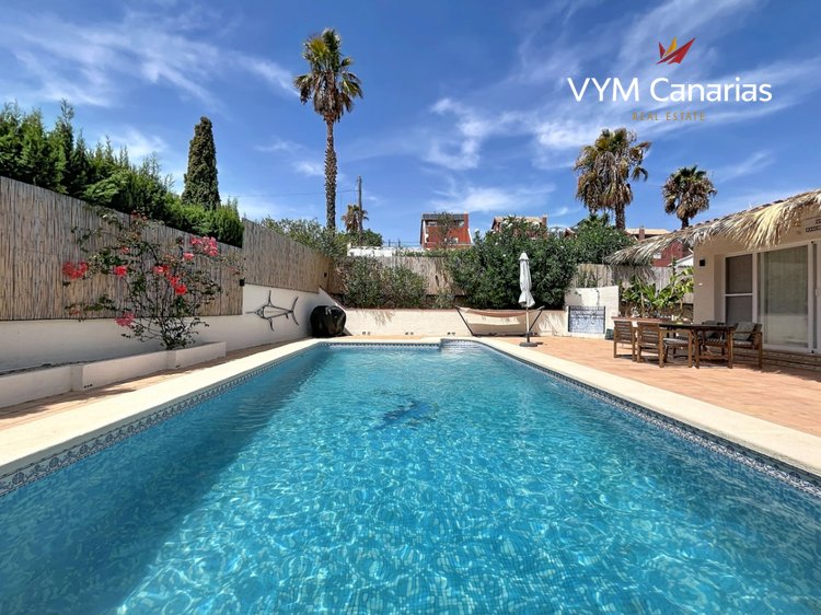 House / Villa La Nucía, La Nucia