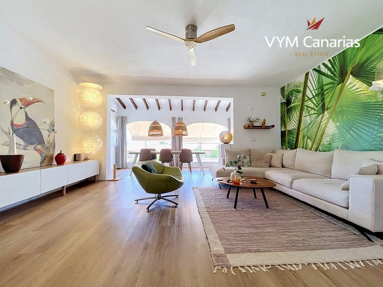 House / Villa La Nucía, La Nucia