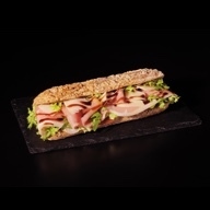 Sandwich πολύσπορο προσούτο & παρμεζάνα