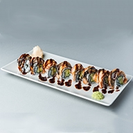 B30. Sake terriyaki (8 pcs) cucumber, avocado wrapped in salmon / αγγούρι, αβοκάντο τυλιγμένο σε σολωμό