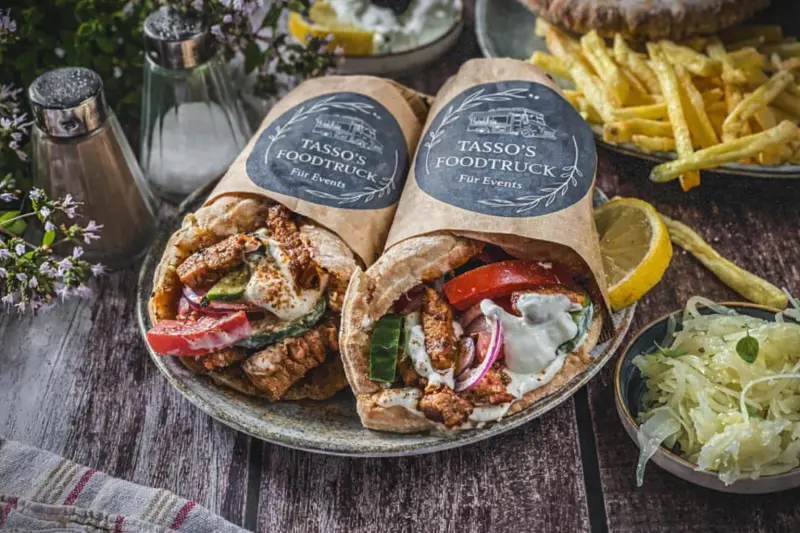 Paket 1 – Gyros &amp; Bifteki satt