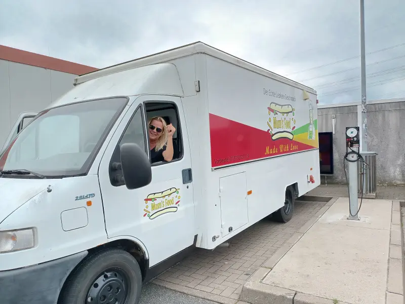 Imbiss Ess Klasse Logo