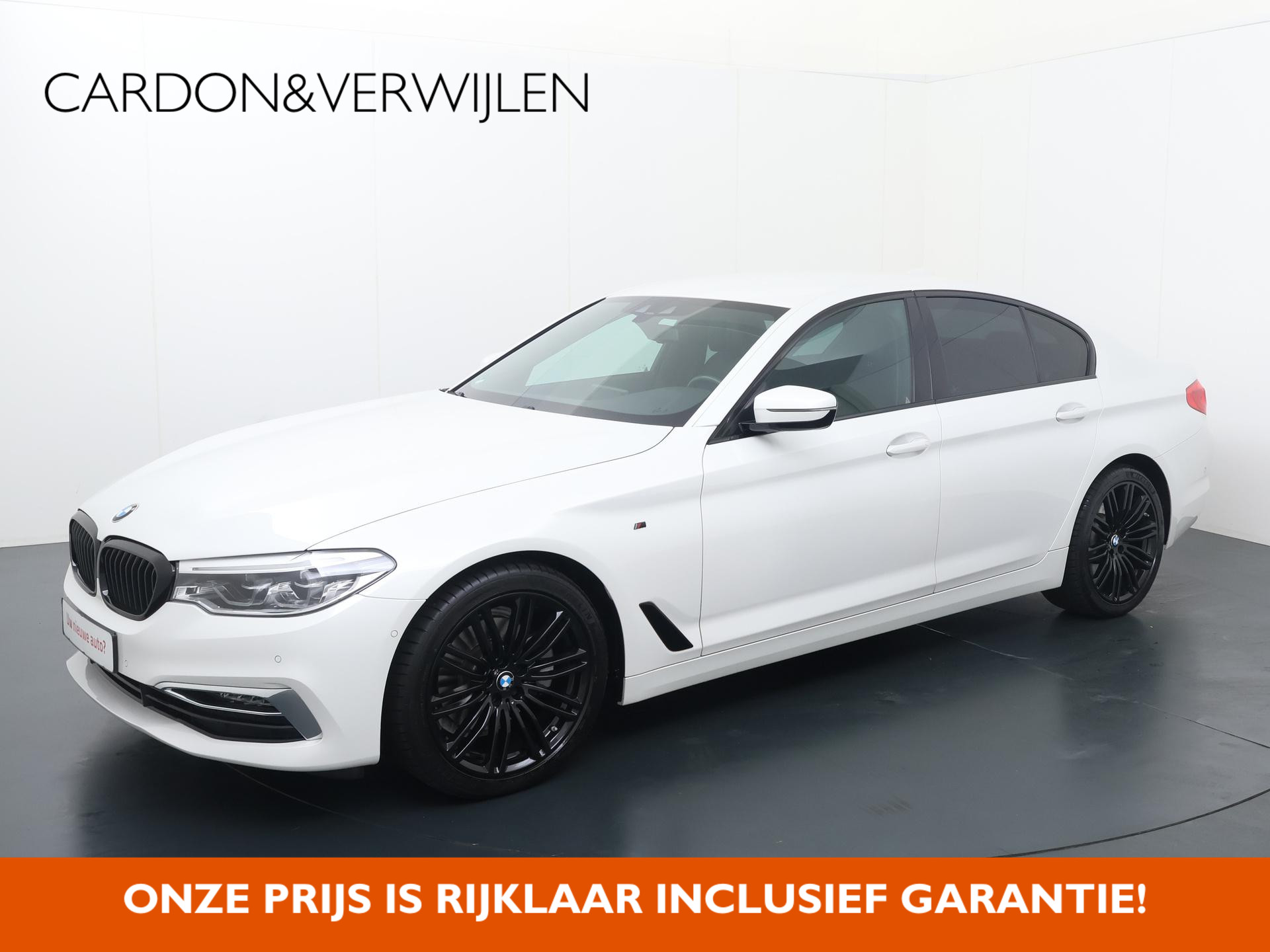 BMW 5-serie 520i High Executive | 184 PK | Automaat | Multifunctioneel stuurwiel | Stuurverwarming | Cruisecontrol |