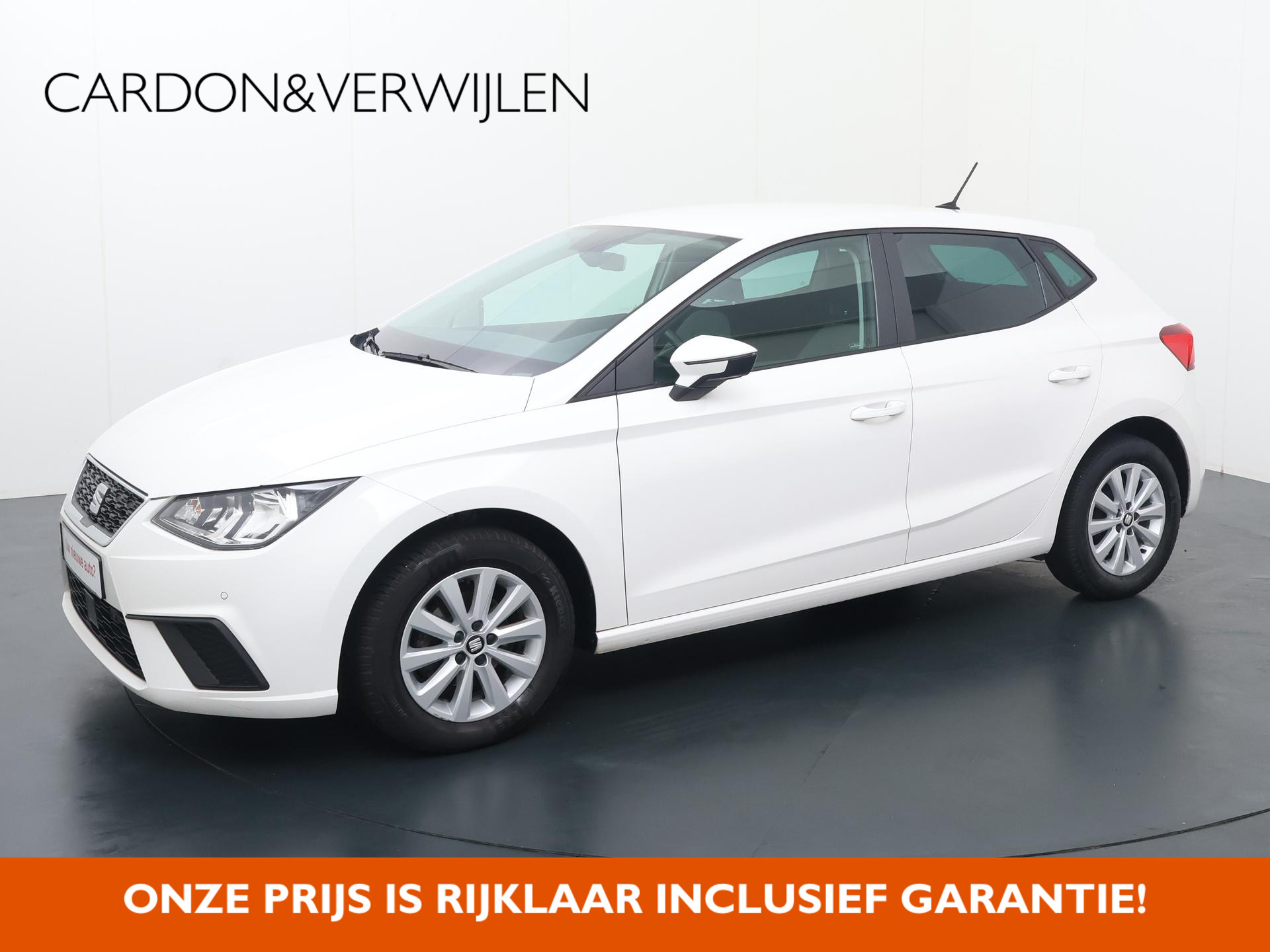 SEAT Ibiza 1.0 TSI Style Business Intense | 95 PK | Multifunctioneel stuurwiel | Cruise control | Automatische verlichting | Inklapbare spiegels | Achteruitrijcamera | Parkeersensoren | Deurvergrendeling | Climate | Bluetooth | Spraakbediening | Navigatie | Apple Carplay - Androidauto | Lm15'' |