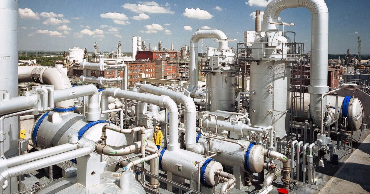 Chemical processing application for 3-piece electric actuated ball valve