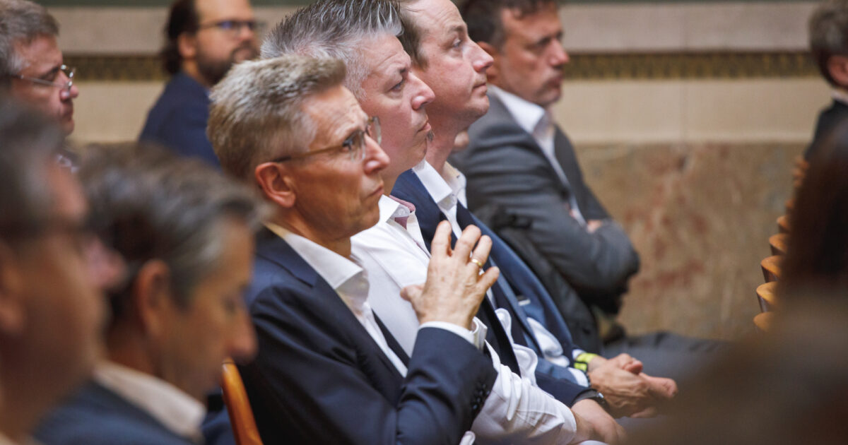 15-Jahre-Fabrik-Award-So-wollen-Unternehmen-auch-morgen-noch-erfolgreich-produzieren