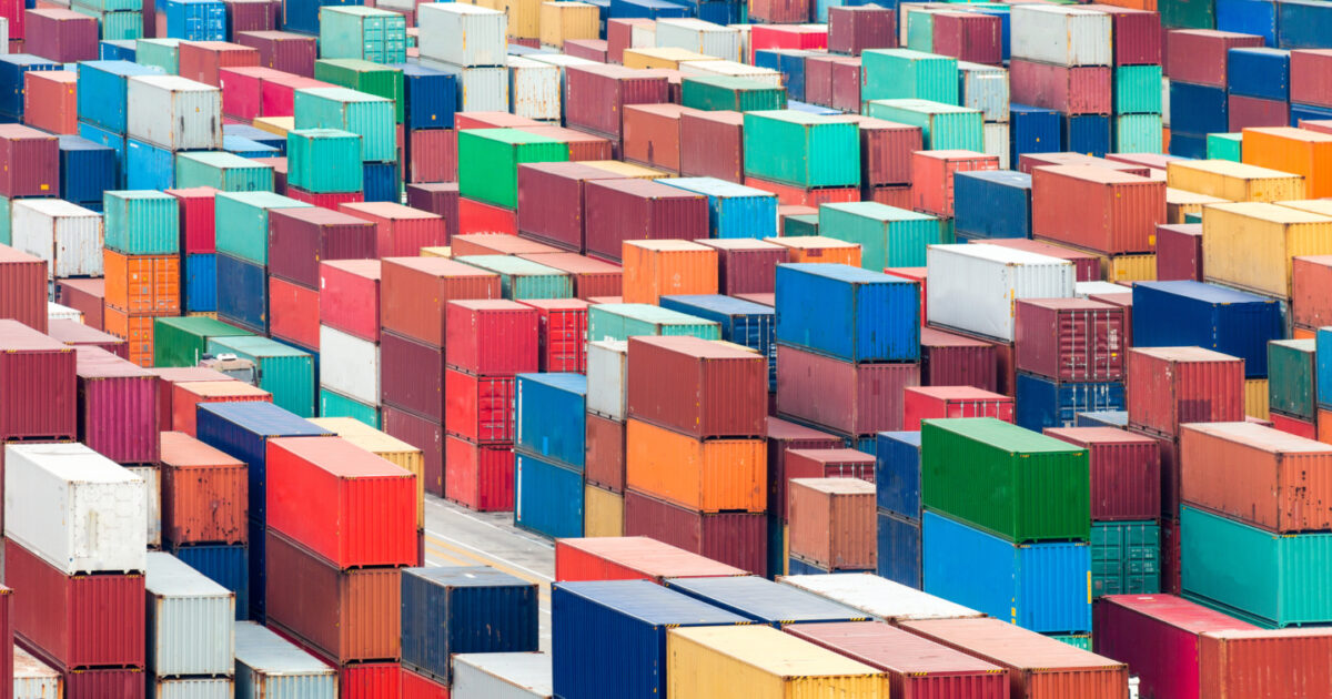 Nahost-Konflikt-belastet-globale-Lieferketten-Reedereien-reagieren-mit-Umleitungen-und-Sicherheitsma-nahmen