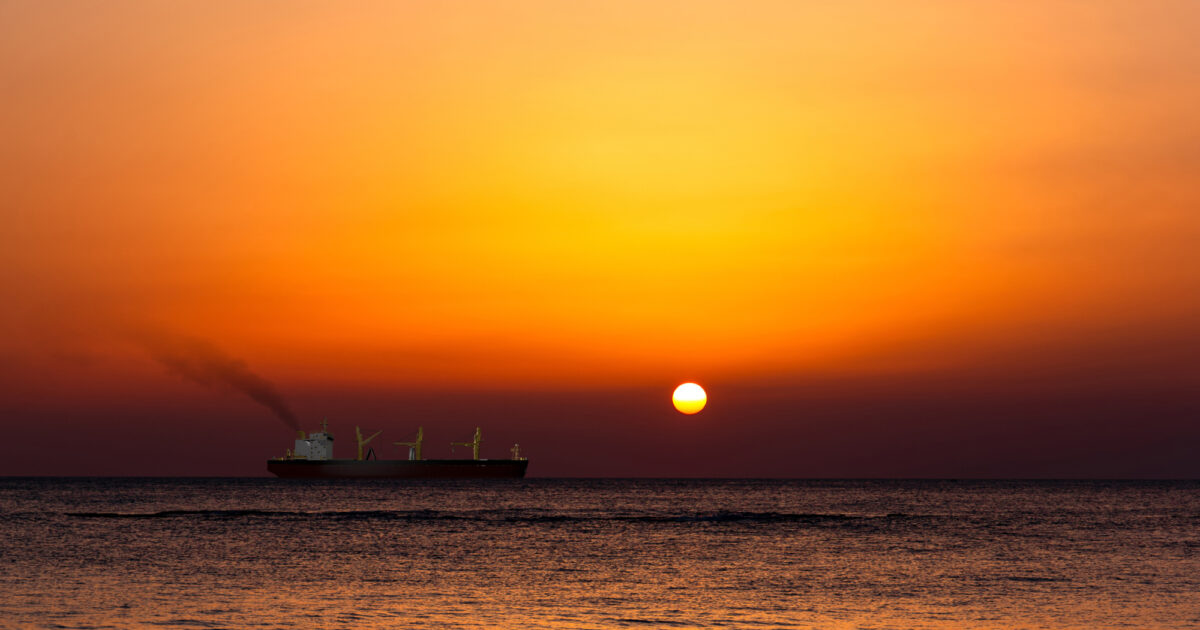 explosive-lage-im-schiffsverkehr-huthi-konflikt-zwingt-reedereien-zu-radikalen-umwegen