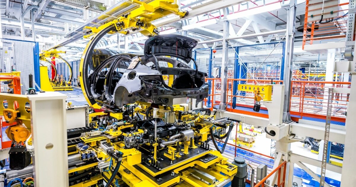 Stellantis-Debakel-Cassino-Werk-wird-zum-bitteren-Symbol-der-Elektro-Wette