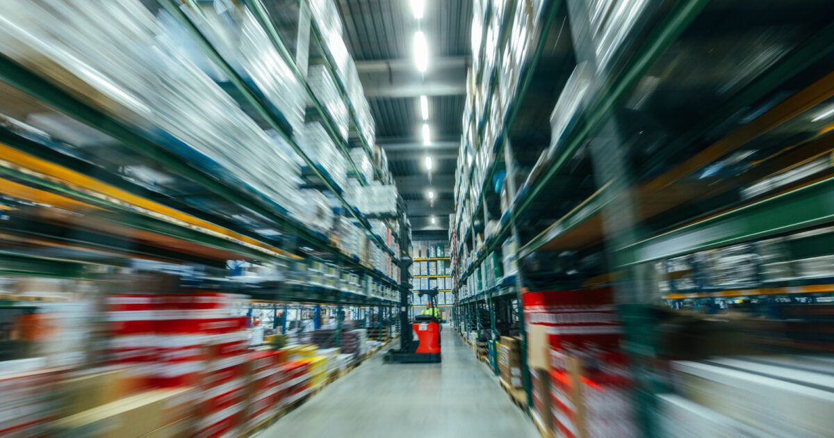 Lebensmittel-auf-Schiene-Wie-Raben-die-Logistik-f-r-Maresi-steuert