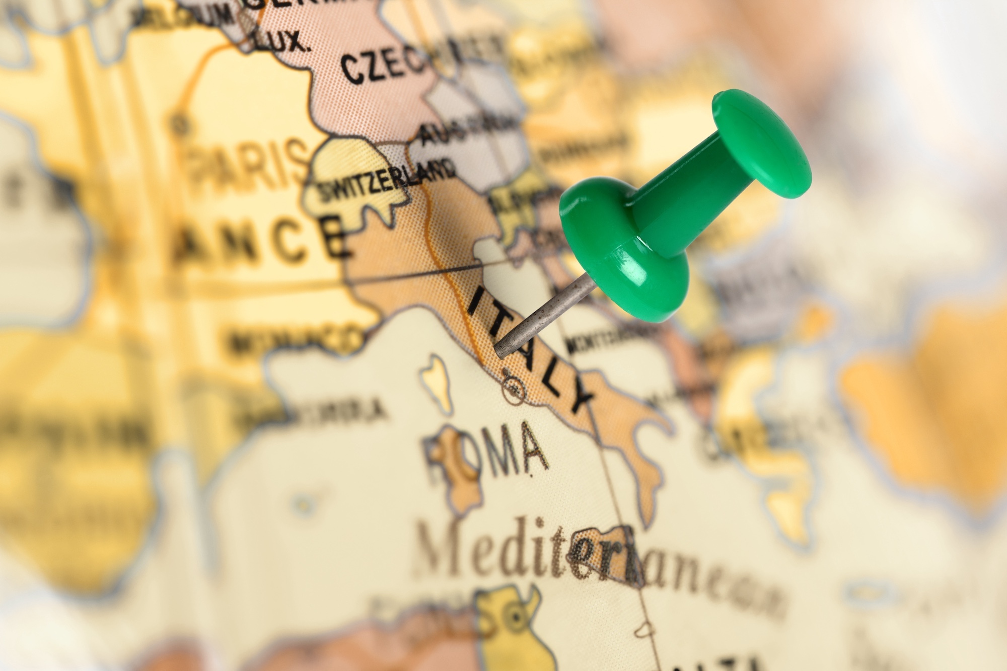 Italy mandates compostable packaging for formats facing EU-wide bans