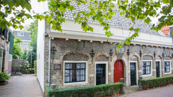 Courtyard Hofje van Letmaet