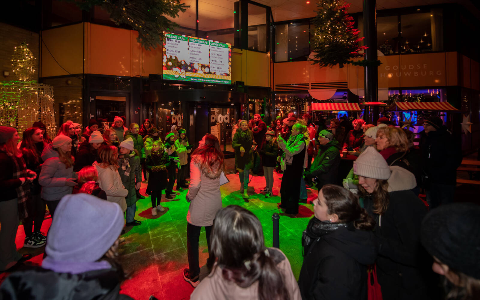 	Officiële opening, Goudse Popschool, sing-along en meer tijdens Gouda bij Kaarslicht in de Goudse Schouwburg