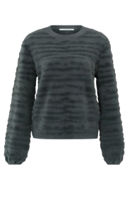 Flauschiger Pullover mit Rundhals und dezenten Streifen