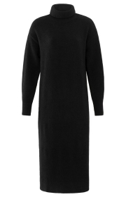 Midi-Strickkleid mit Kragen