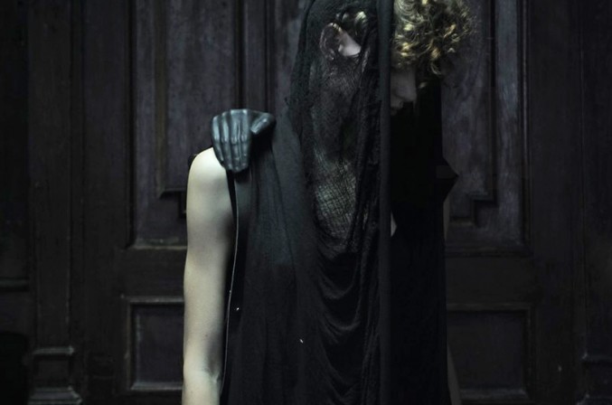 konstantin-kofta-human-anatomy-accessories-4-677x448