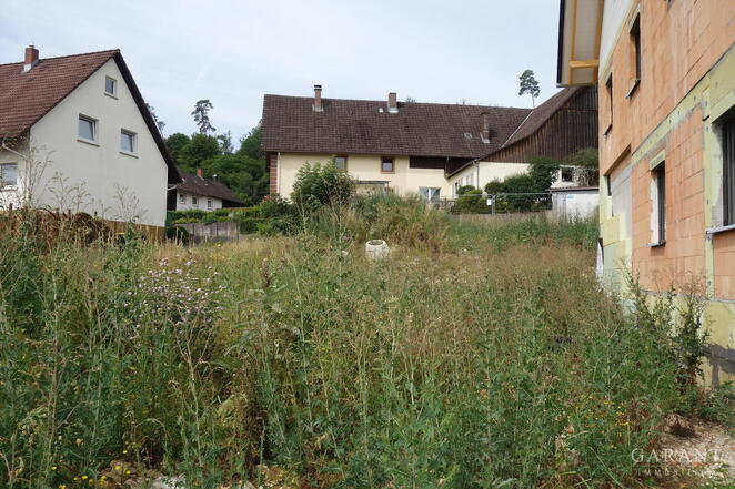 Schnes Baugrundstck mit Blick ins Grne!