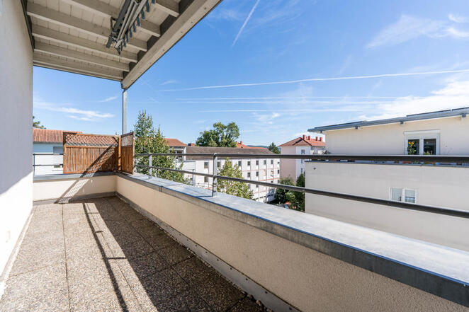 Weil am Rhein - Penthouse - Stadtmitte - 3,5 Zimmer TOP-Lage - Tiefgarage
