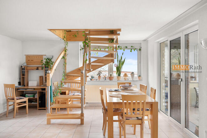 IMMORath.de - Doppelhaushlfte mit Garten, Terrasse & Balkon