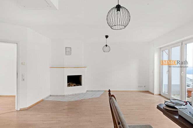IMMORath.de - Ein-/Zweifamilienhaus mit Garten & Garage