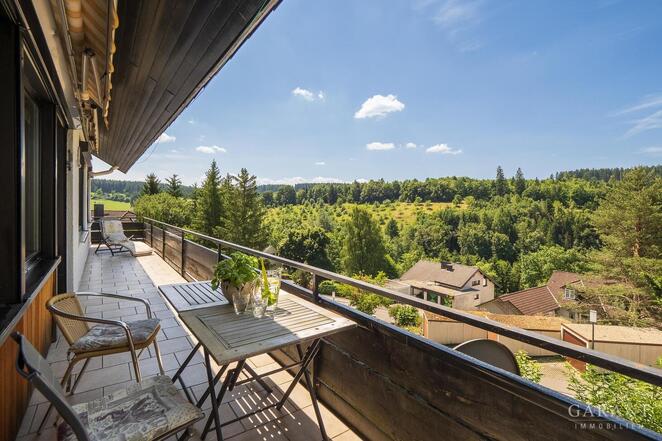 Eigentum statt Miete? Wohnen mit Weitblick in Unterkirnach!