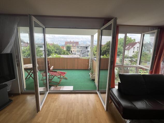 *Barrierefrei-Grozgig-Lichtdurchflutet* Traumhafte 3-Zi-Whg mit Aufzug, XXL-Balkon & Einzelgarage