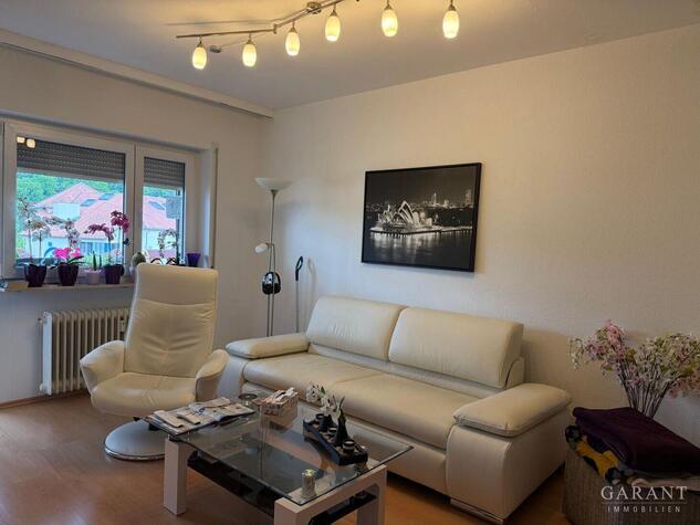 Schicke und modern renovierte Wohnung in rztehaus-Nhe
