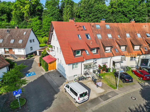 IMMORath.de - Grozgige Wohnung mit Wintergarten und Terrasse
