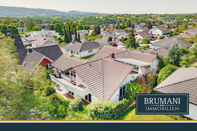 BRUMANI | Familientraum mit Panoramablick - Vielseitiges Wohnen und Arbeiten in Bestlage Ettenheims