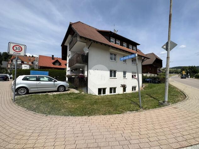 Zur Miete: Helle
4 Zimmer Dachgeschosswohnung
in zentraler Lage 
in St. Peter