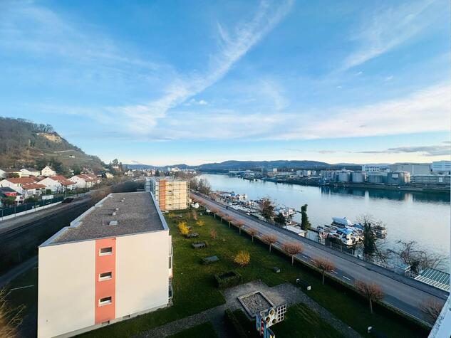 4-Zi.-Wohnung - mit Blick auf den Rhein direkt an der Schweizer Grenze!