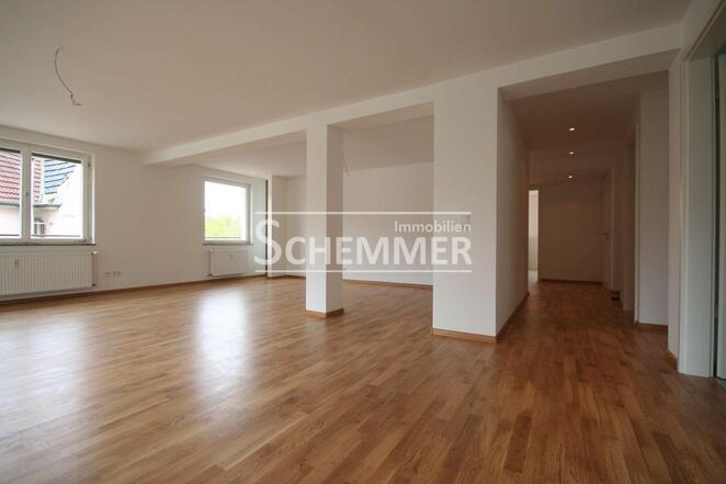 Freiburg-Wiehre ++ Attraktive Wohnung, in super Lage, ber die ganze Etage (vermietet)