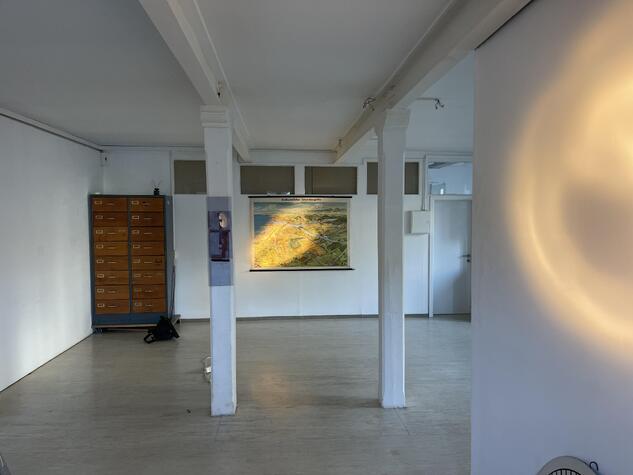 70m2 2 Zi WHG plus  30m2 Htte (Lager/Werkstatt) zu verm.