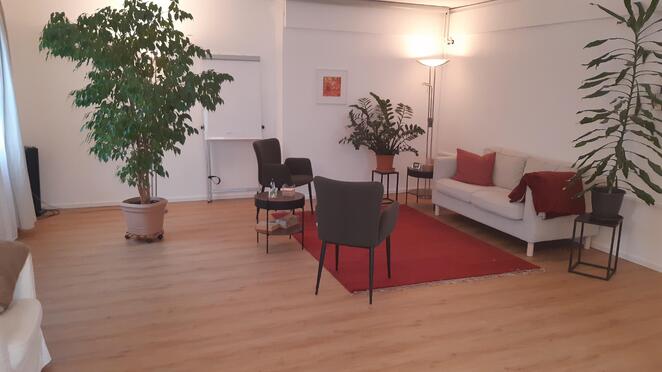 Schner Praxisraum in Merzhausen zur Wochenendmiete fr Workshops, Seminare, kleine Gruppen